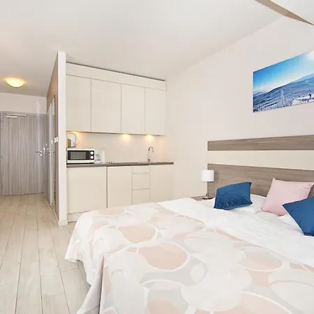 Tignes - Czarna Gora By Sun & Snow Z Nielimitowanym Basenem Апартаменты *